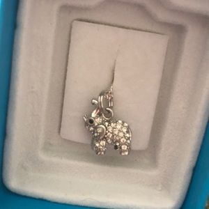 Rhinestone elephant necklace